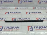 Накладка стекла переднего правого Lada Largus 8450000567