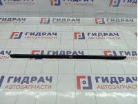 Накладка стекла заднего левого Lada Largus 8450000572