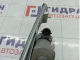 Стеклоподъемник электрический задний правый Lada Largus 827207186R