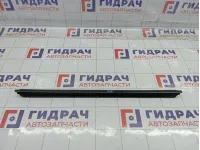 Накладка стекла заднего правого Lada Largus 8450000571