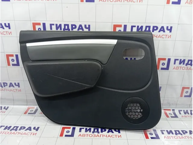 Обшивка двери задней левой Lada Largus 8450000940