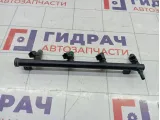 Топливная рампа (топливная рейка) с форсунками Lada Largus 8200139674D