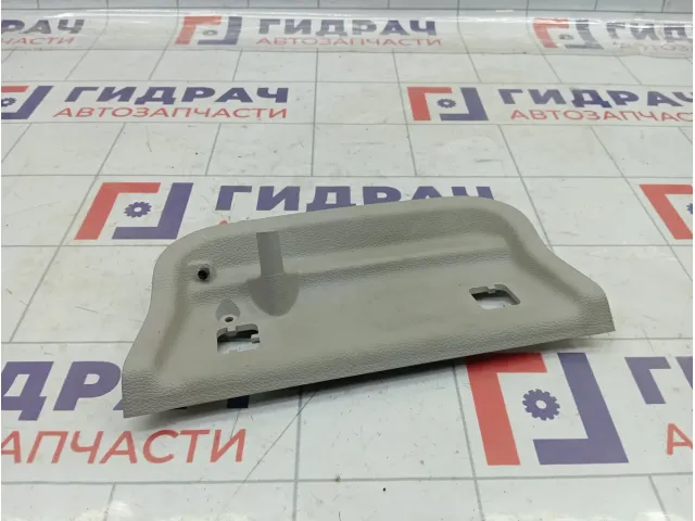 Кронштейн полки багажника правый Lada Largus 8450000545