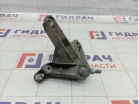 Кронштейн КПП (АКПП, МКПП) Lada Largus 8200457080