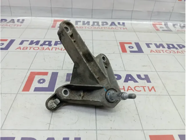 Кронштейн КПП (АКПП, МКПП) Lada Largus 8200457080