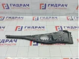 Решетка под лобовое стекло (Жабо) правая Lada Largus 8200294316