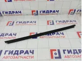 Уплотнитель стекла переднего левого Lada Largus