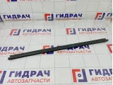 Уплотнитель стекла переднего правого Lada Largus
