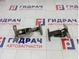 Петли двери багажника левой Lada Largus