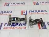 Петли двери багажника правой Lada Largus