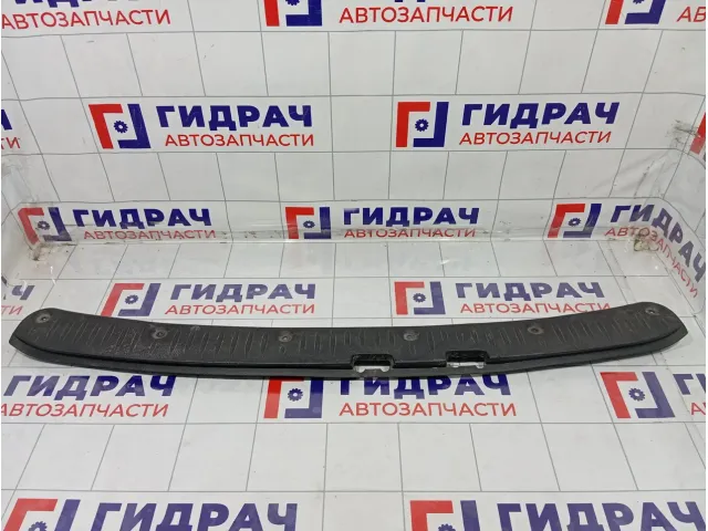 Кожух замка багажника Lada Largus 8200415767