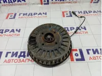 Щит опорный задний правый Lada Largus 440208382R