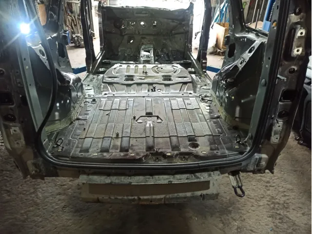 Панель задняя Lada Largus