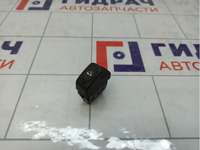 Кнопка стеклоподъемника Lada Largus
