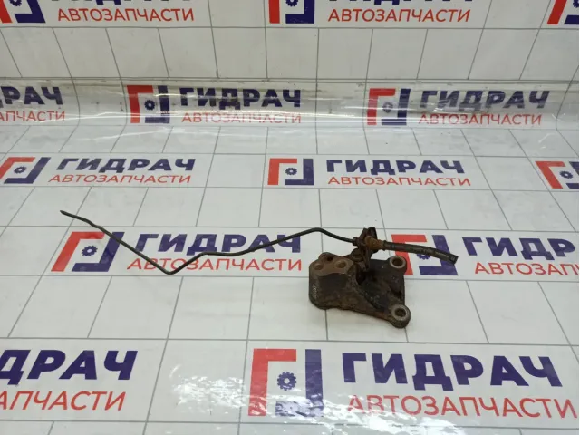 Кронштейн Lada Largus