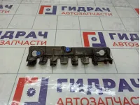 Кронштейн бампера заднего правый Lada Largus 8450000392