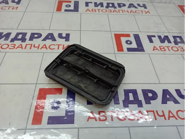 Решетка вентиляционная Lada Largus 7700838358