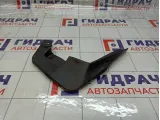 Брызговик передний правый Lada Largus 8450000981