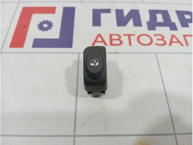 Кнопка стеклоподъемника Lada Largus 8200467793