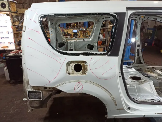 Крыло заднее правое Lada Largus