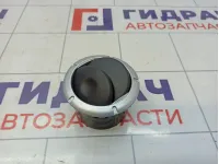 Дефлектор воздушный Lada Largus 687604913R