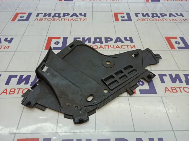 Пыльник двигателя нижний правый Lada Largus 8200595807