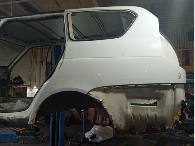 Крыло заднее левое Lada Priora