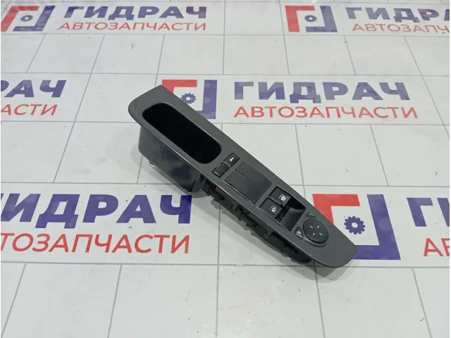 Блок управления стеклоподъемниками Lada Priora 21703763080
