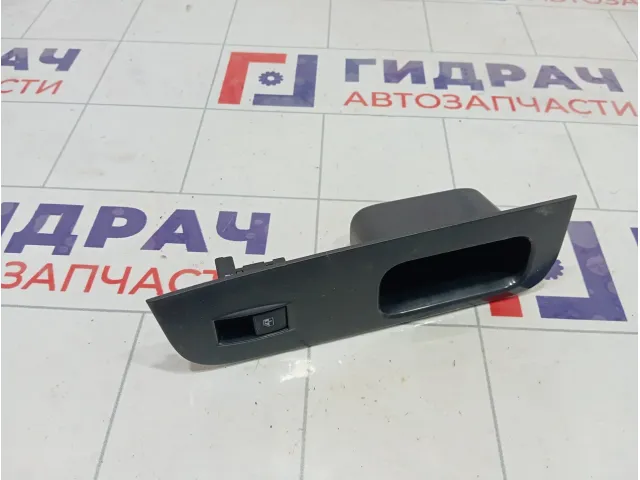Кнопка стеклоподъемника Lada Priora 21703709613
