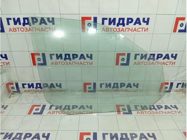 Стекло двери передней правой Lada Priora