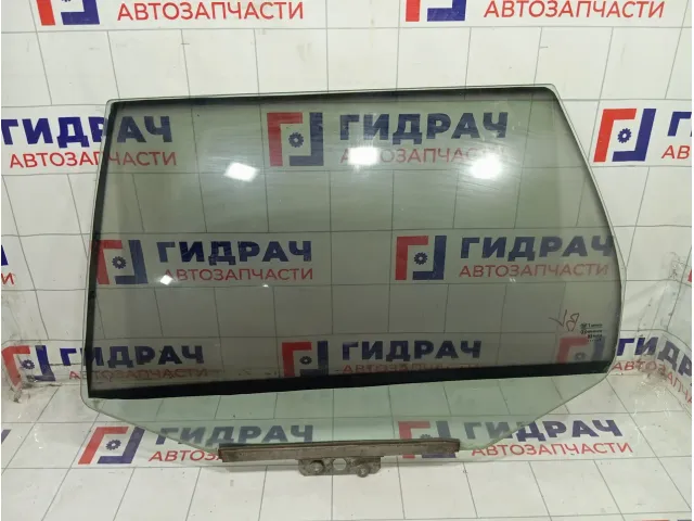 Стекло двери задней левой Lada Priora