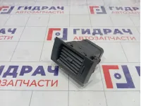 Дефлектор воздушный правый Lada Priora 21708104042