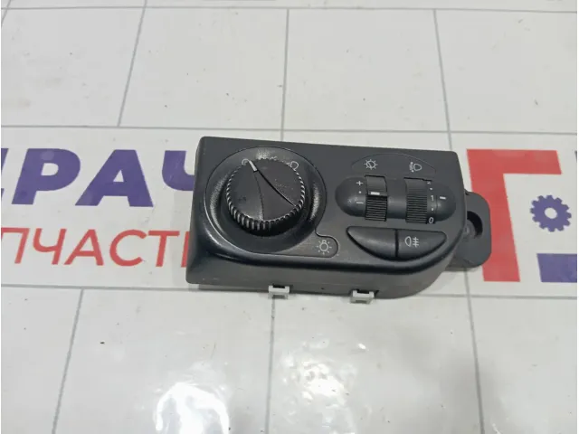 Блок управления светом Lada Priora 21703709820