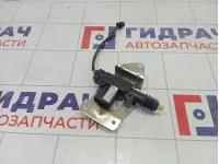 Активатор замка багажника Lada Priora 21726512220