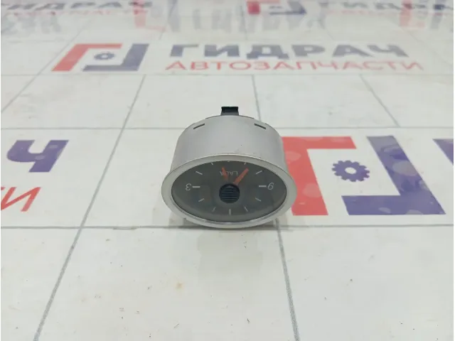 Часы Lada Priora 21700380401000