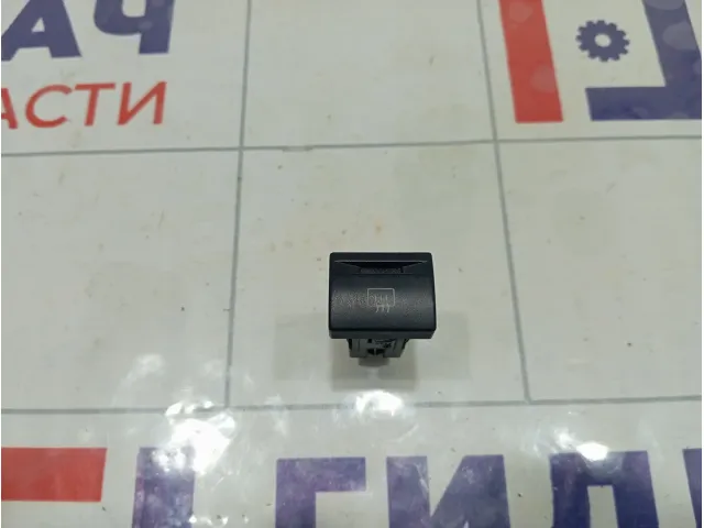 Кнопка обогрева стекла заднего Lada Priora 75937100104