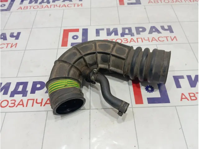 Патрубок воздушного фильтра Lada Priora 2112114803510