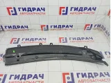 Решетка под лобовое стекло (Жабо) левая Lada Priora 21708212735