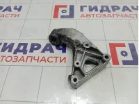 Кронштейн двигателя Lada Priora 2110100115710