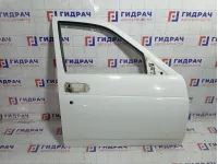 Дверь передняя правая Lada Priora