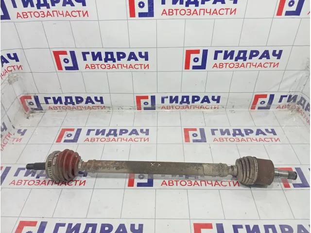 Привод передний правый Lada Priora 21100221501000