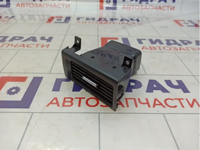 Дефлектор воздушный правый Lada Priora (2170) 21728104042