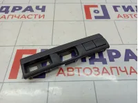 Накладка торпедо центральная Lada Priora (2170)