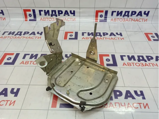 Крепление АКБ Lada Priora (2170)