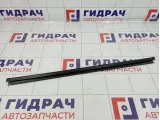 Накладка стекла переднего левого Lada Priora (2170) 2170610329101