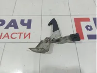 Замок капота Lada Priora (2170)