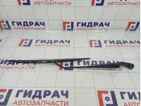 Поводок стеклоочистителя передний правый Lada Priora (2170)