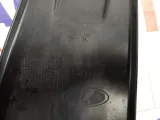 Обшивка стойки средней левой нижняя Lada Priora 21705402125