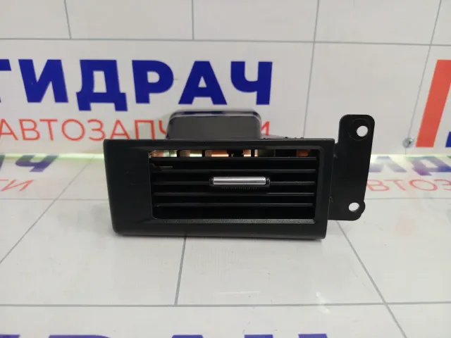 Дефлектор воздушный левый Lada Priora 21728104043