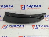 Решетка под лобовое стекло (Жабо) левая Lada Priora 21708212735